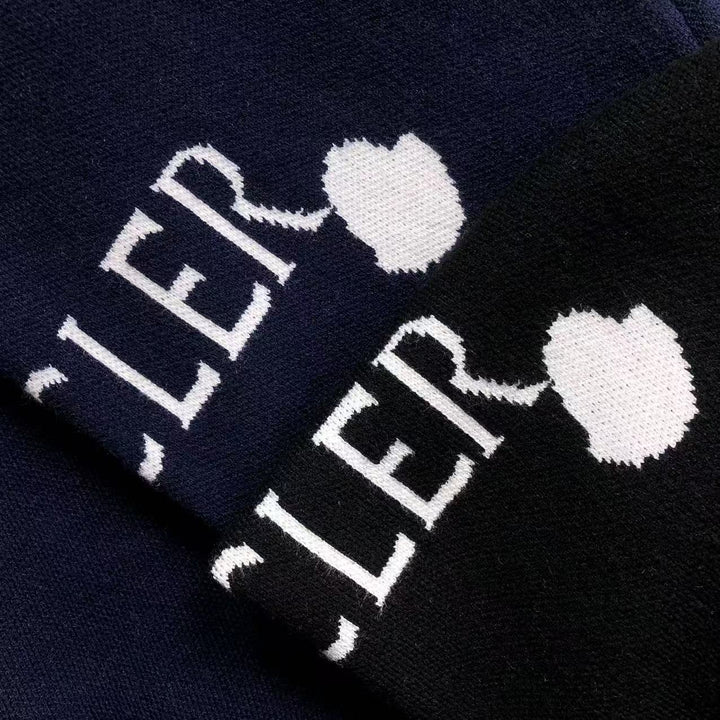 M - SWEATER