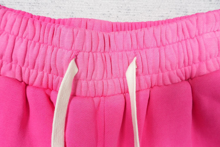 L - SWEATPANTS