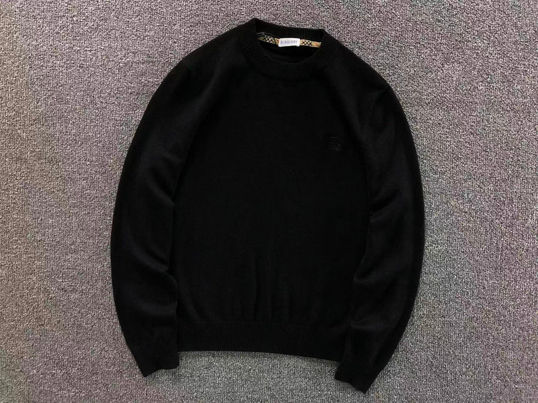 B - SWEATER