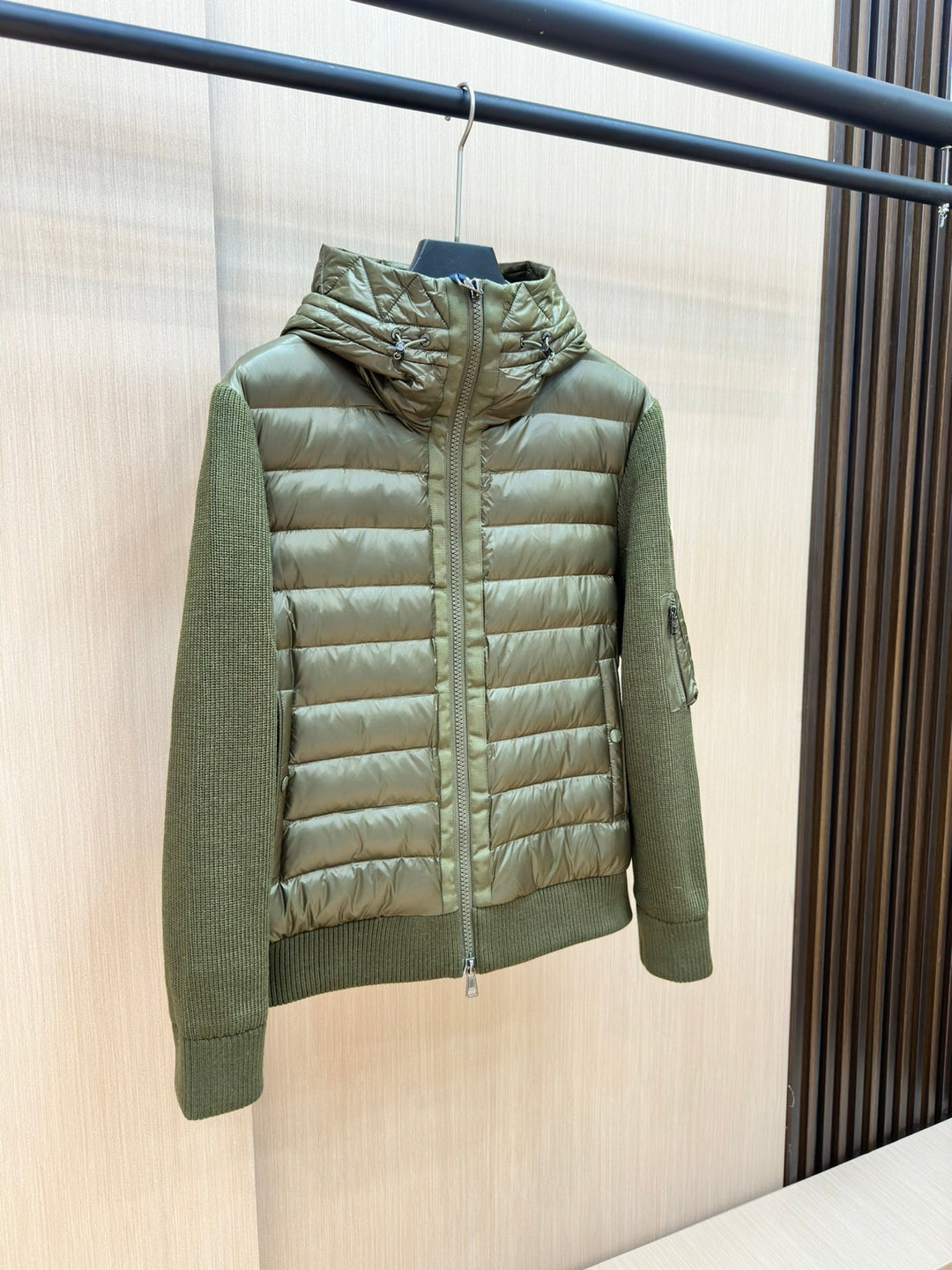 M - CARDIGAN