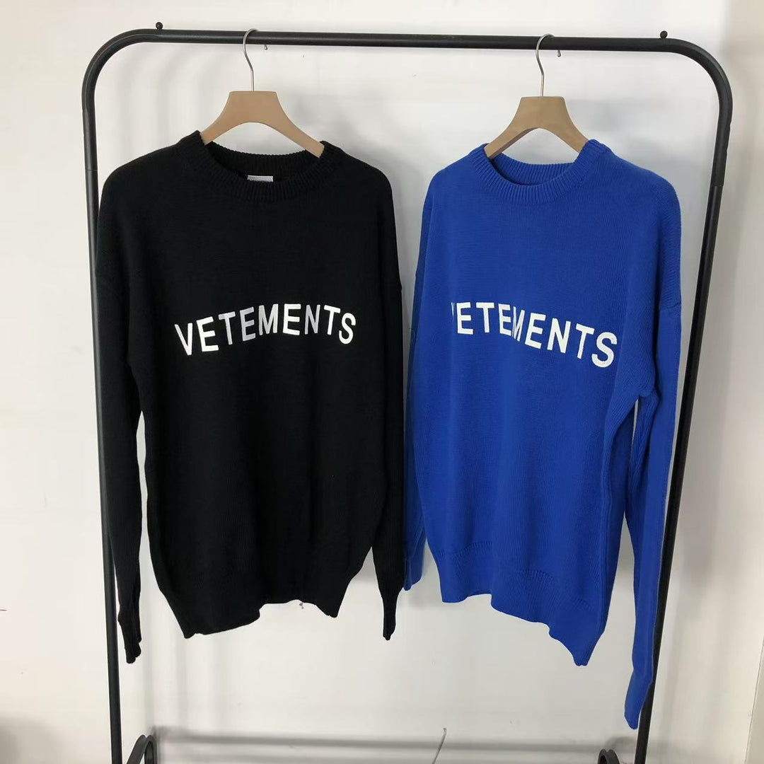 V - SWEATER