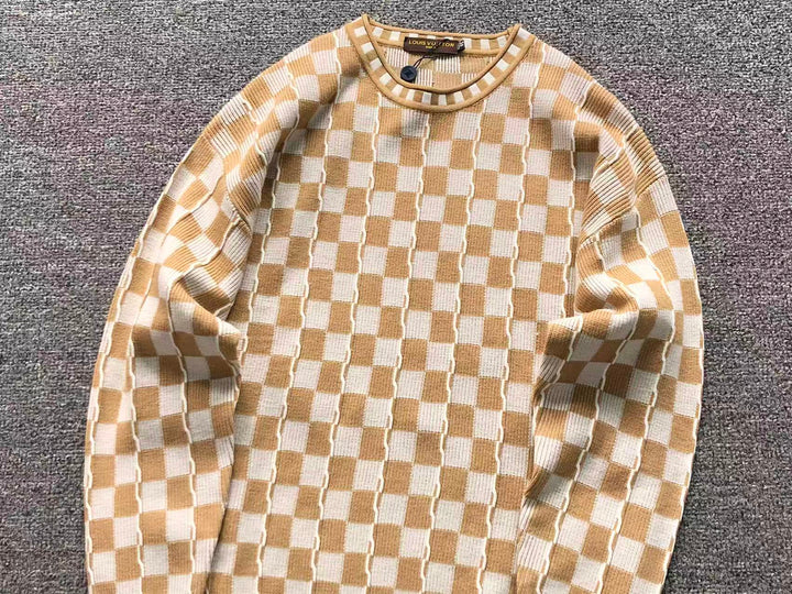 L - SWEATER