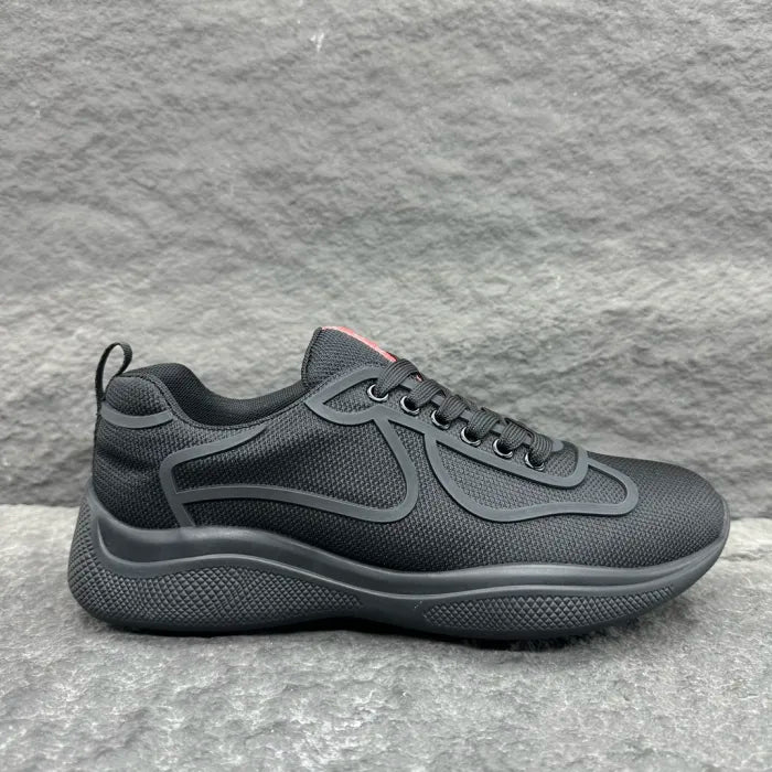 P - SNEAKERS