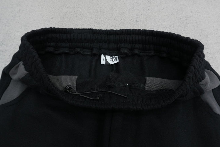 M - SWEATPANTS
