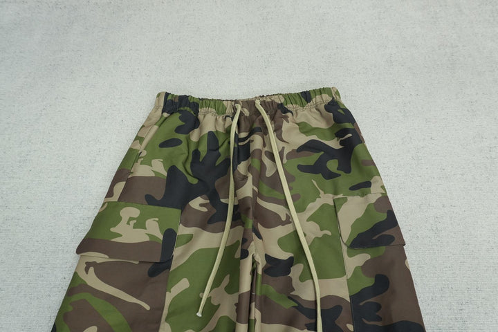 F - SWEATPANTS