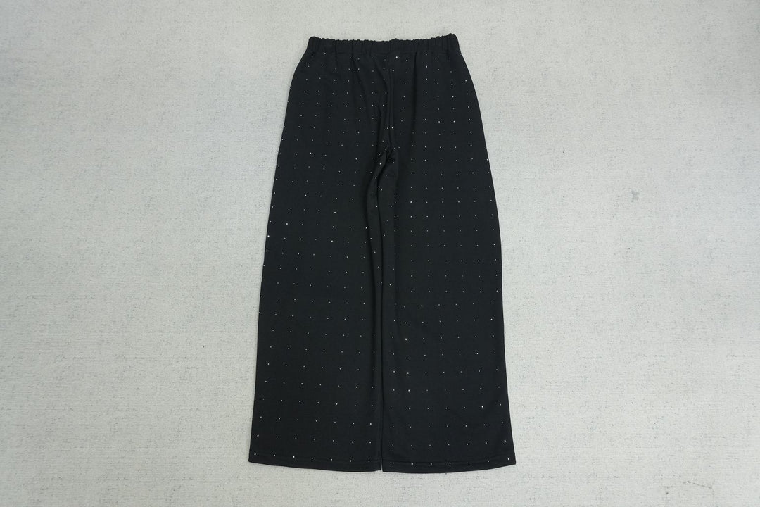 S - SWEATPANTS