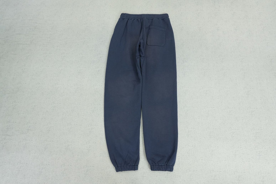 S - SWEATPANTS