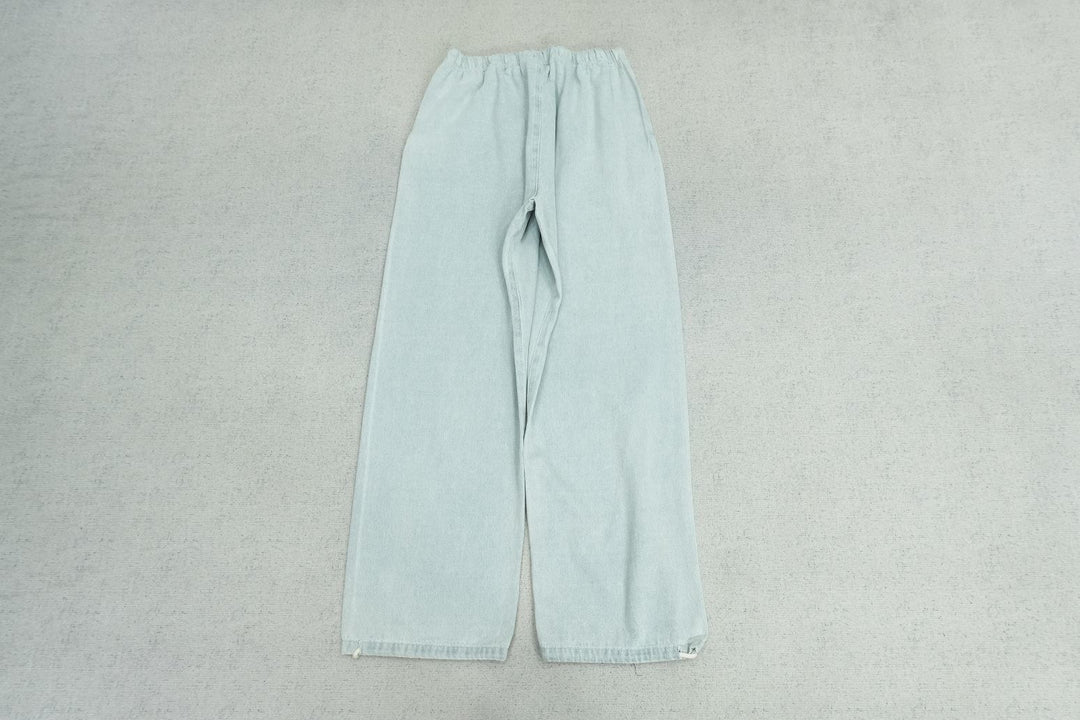 F - SWEATPANTS