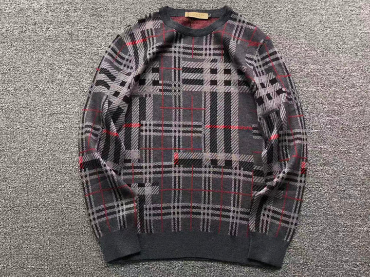 B - SWEATER