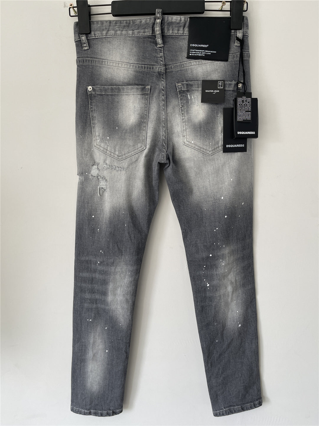 D - JEANS