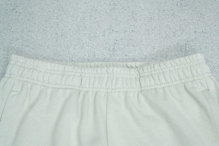 C - SWEATPANTS