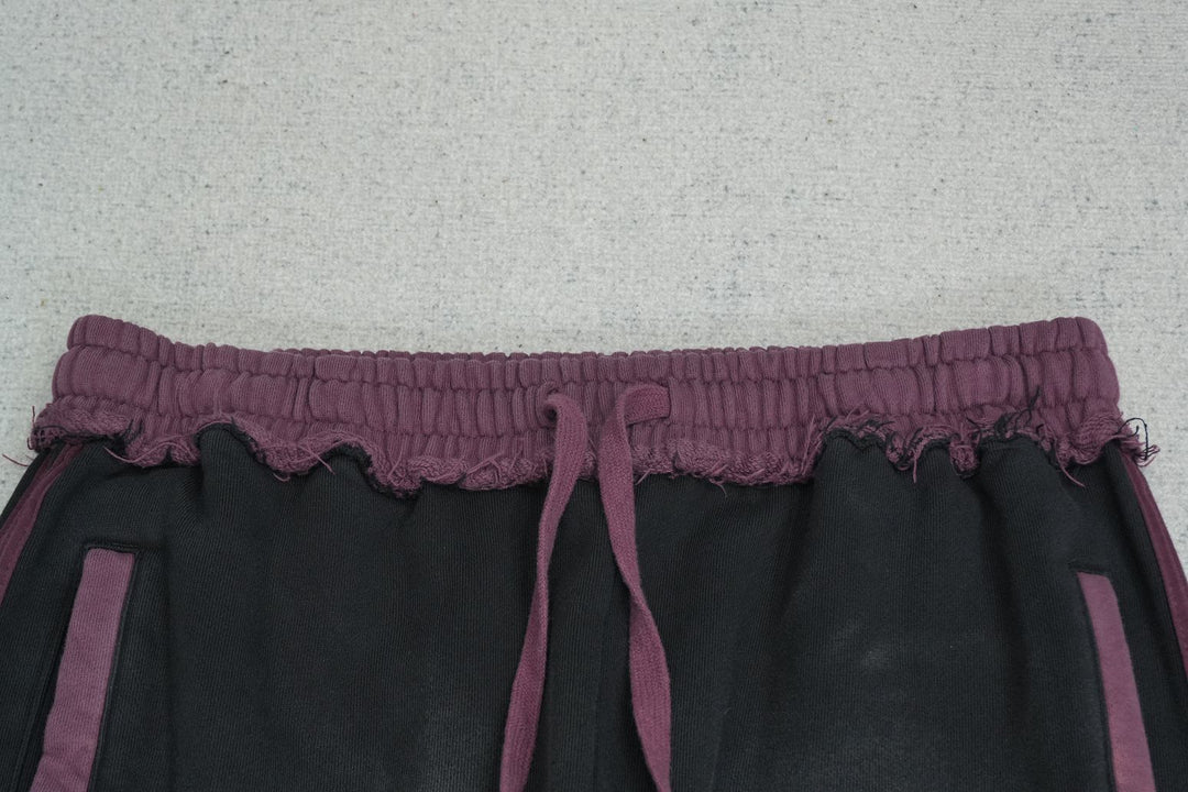 V - SWEATPANTS