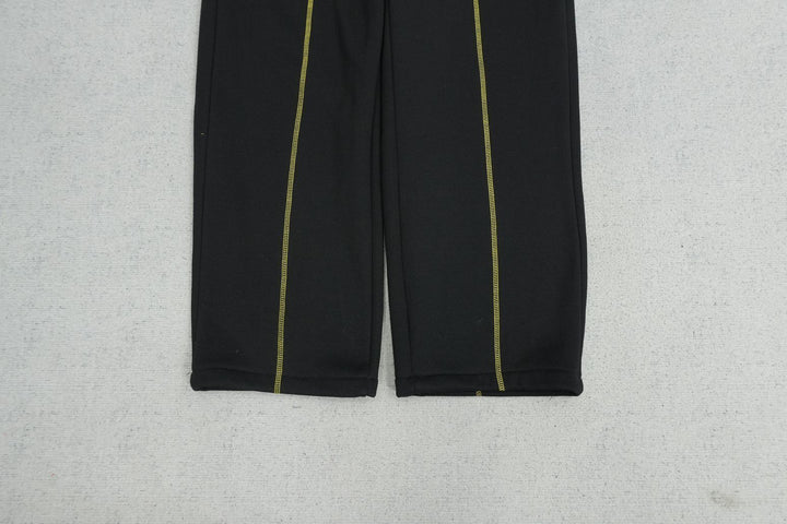 C - SWEATPANTS