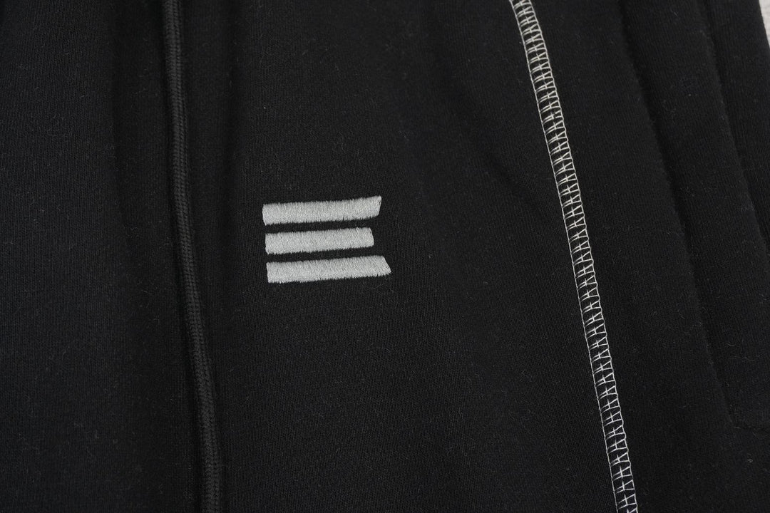 K - SWEATPANTS