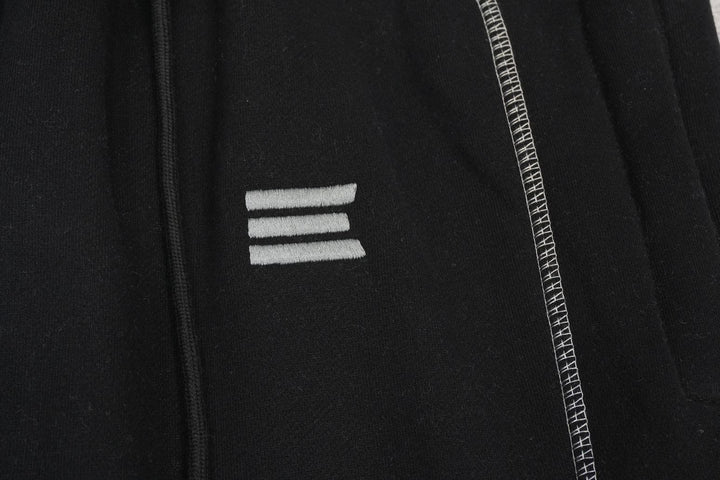 K - SWEATPANTS