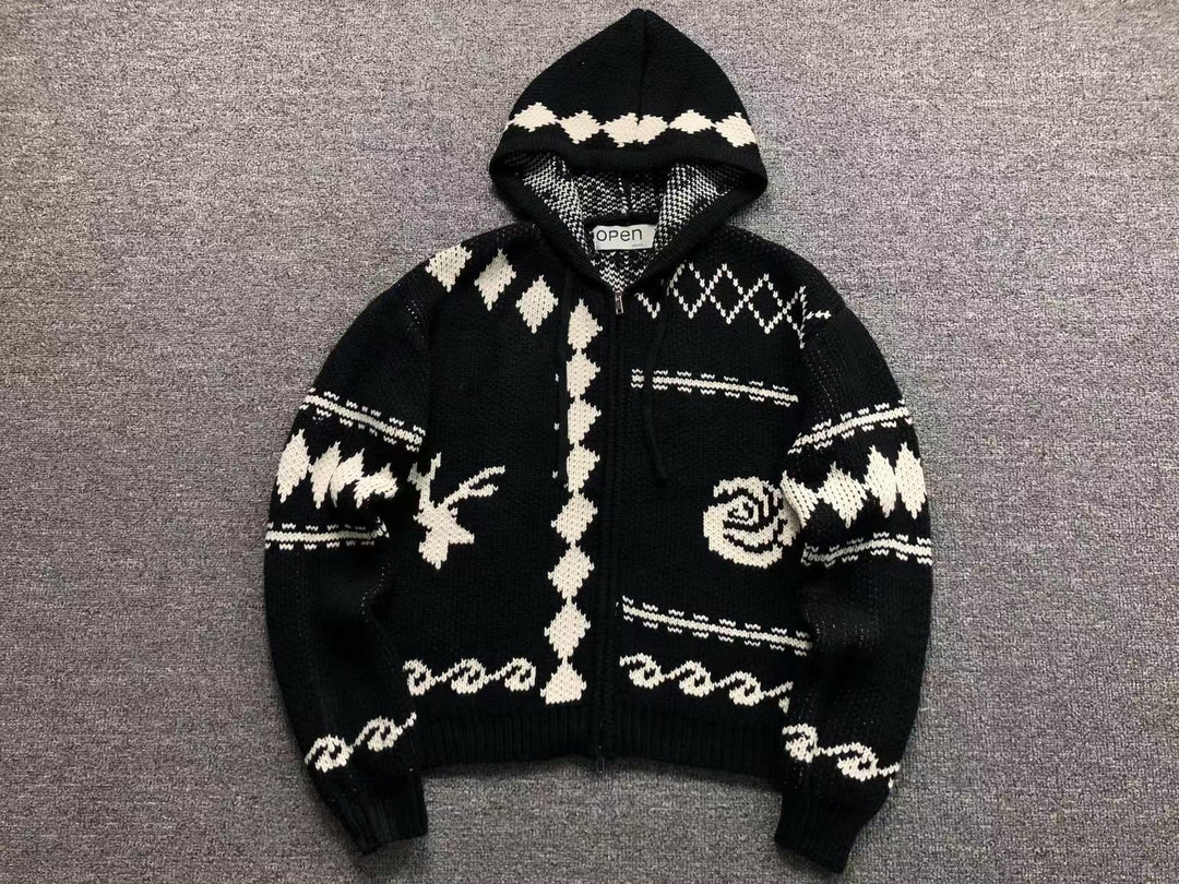 O - SWEATER