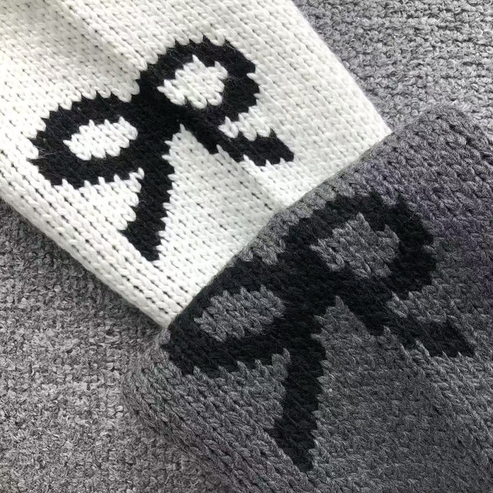 O - SWEATER