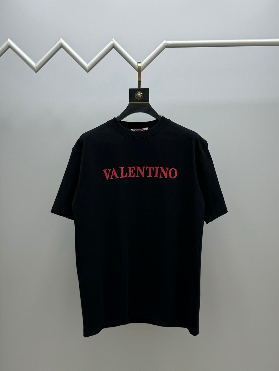 V - TSHIRT