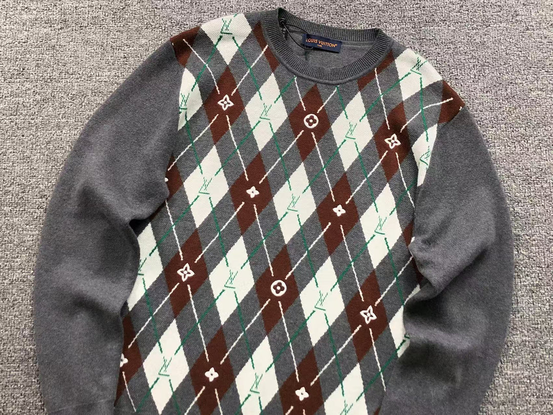 L - SWEATER