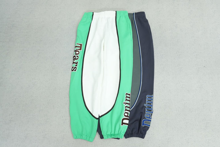D - SWEATPANTS