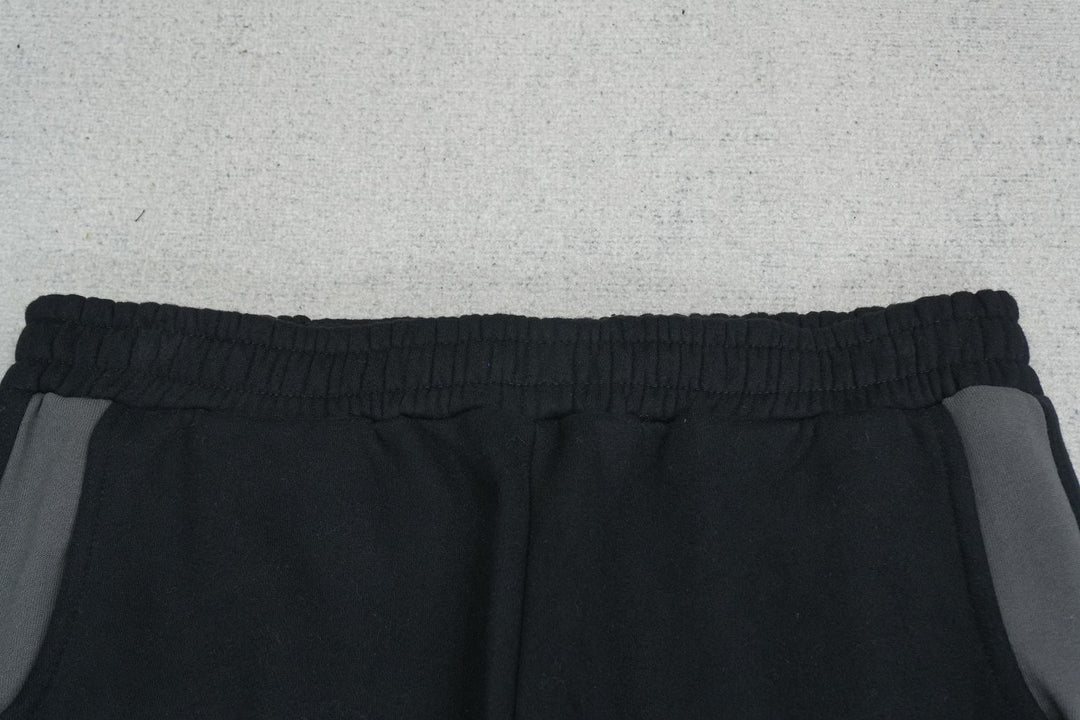 M - SWEATPANTS