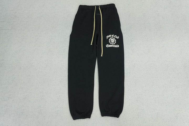 F - SWEATPANTS