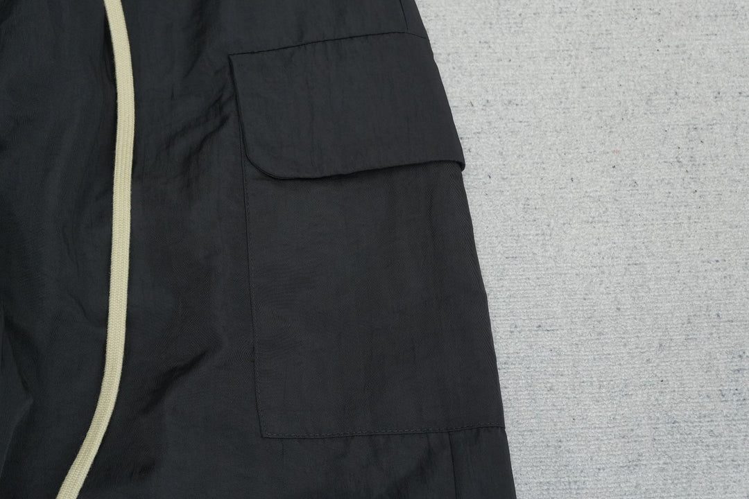 F - SWEATPANTS