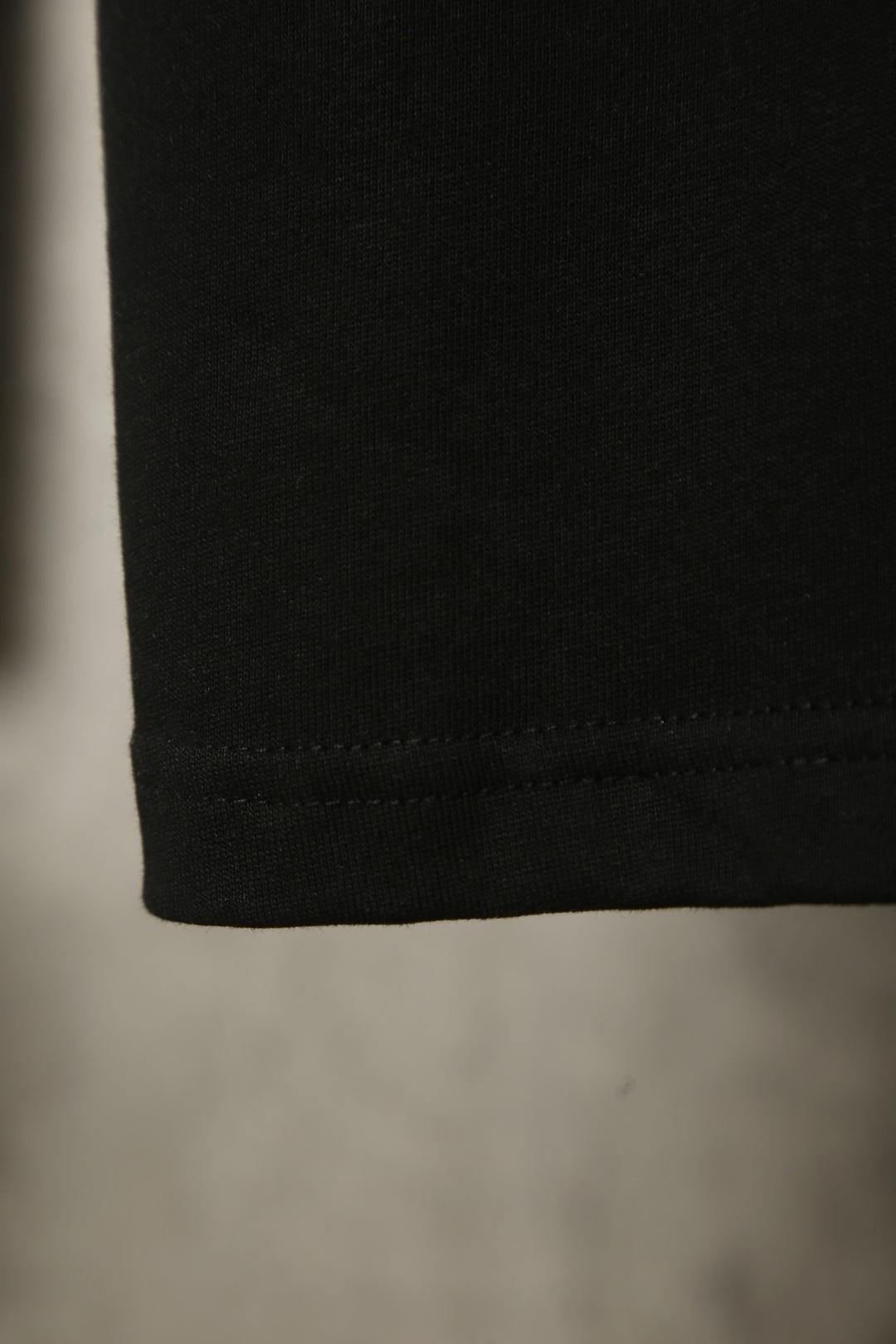 L - TSHIRT