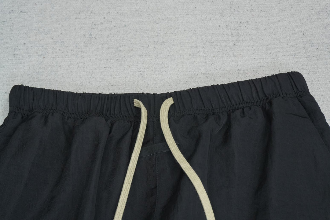F - SWEATPANTS
