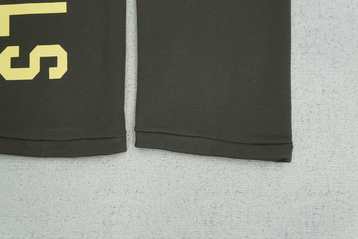 F - SWEATPANTS