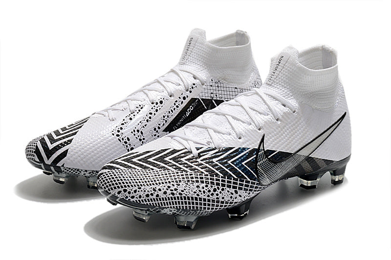 M - FUSSBALLSCHUHE
