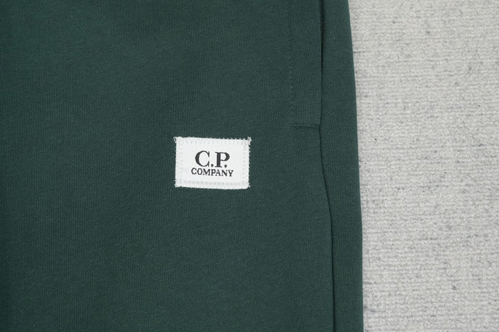 C - SWEATPANTS