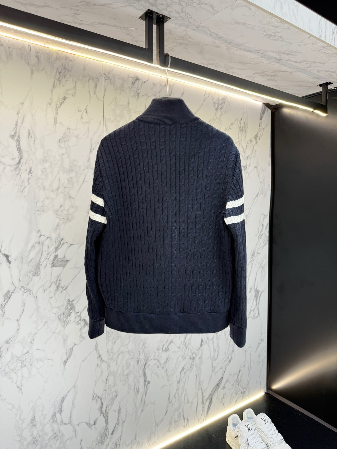 P - CARDIGAN
