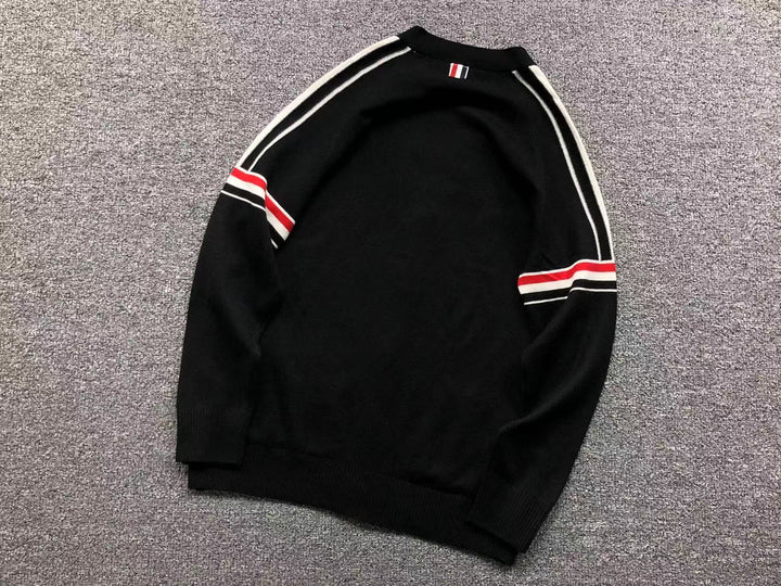 T - SWEATER