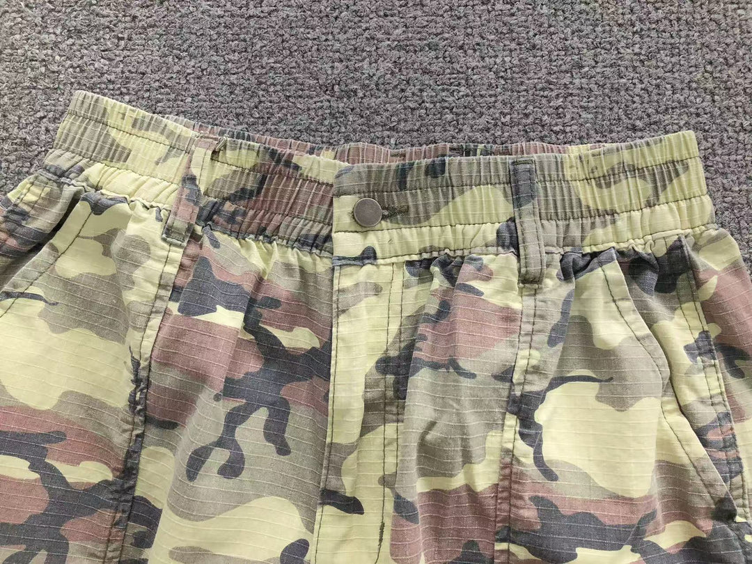 M - SHORTS
