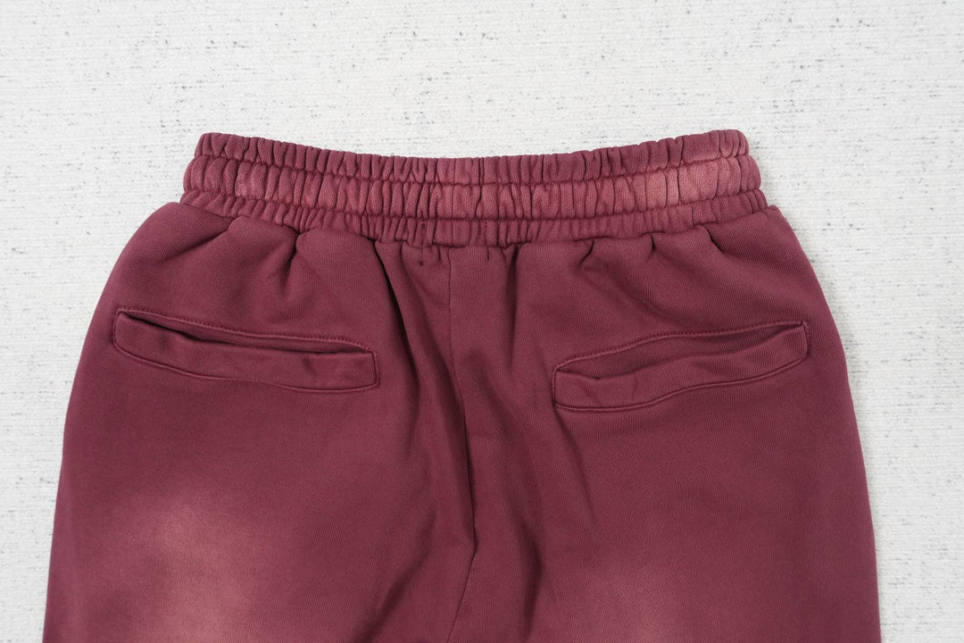 L - SWEATPANTS