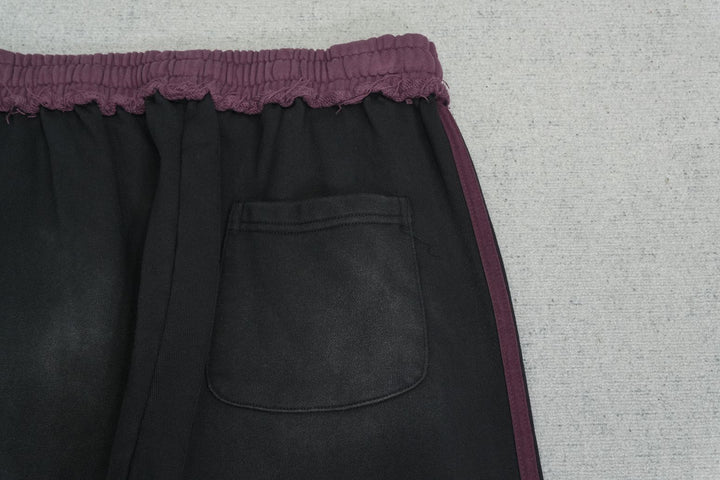 V - SWEATPANTS