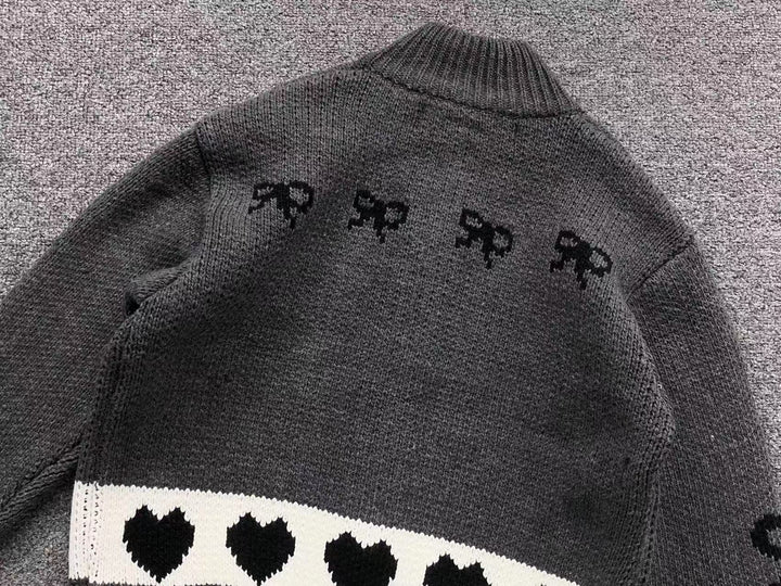 O - SWEATER