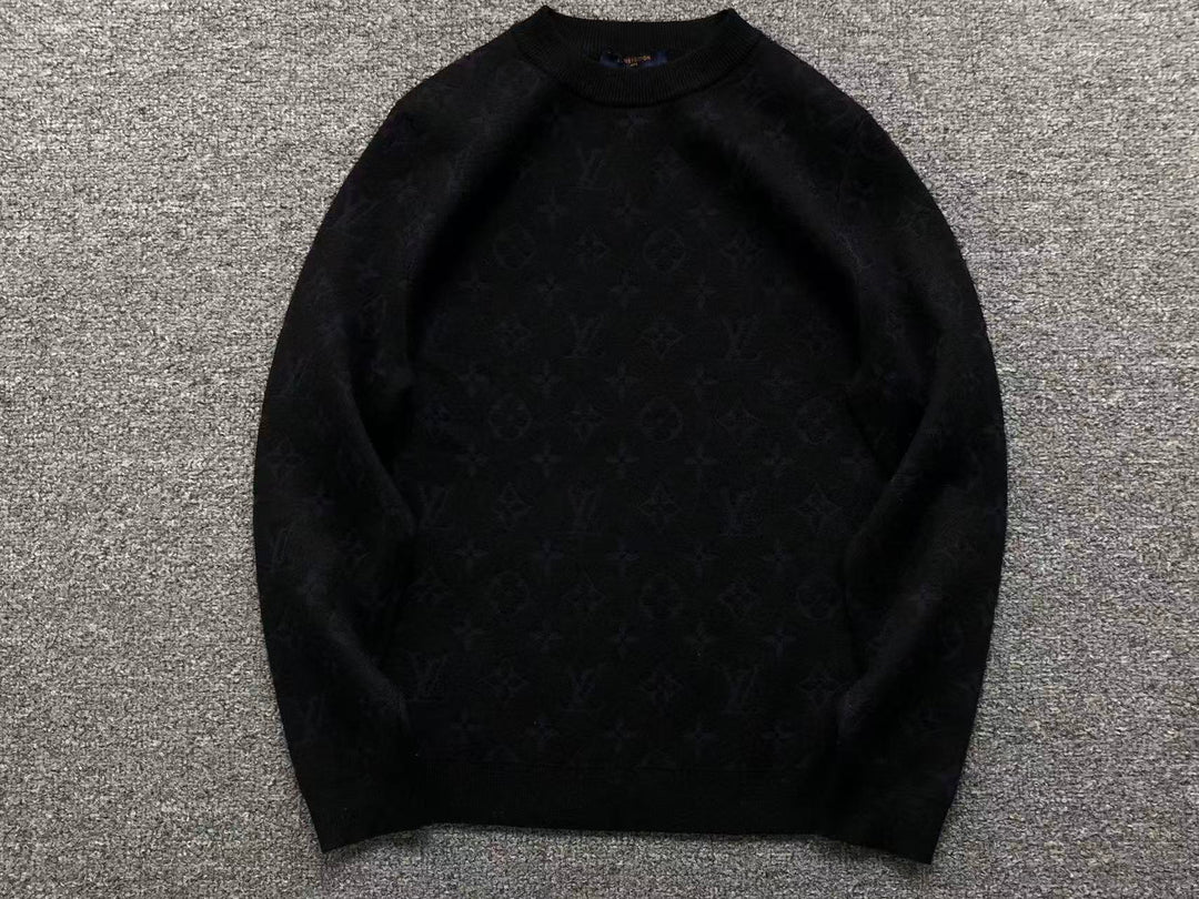 L - SWEATER