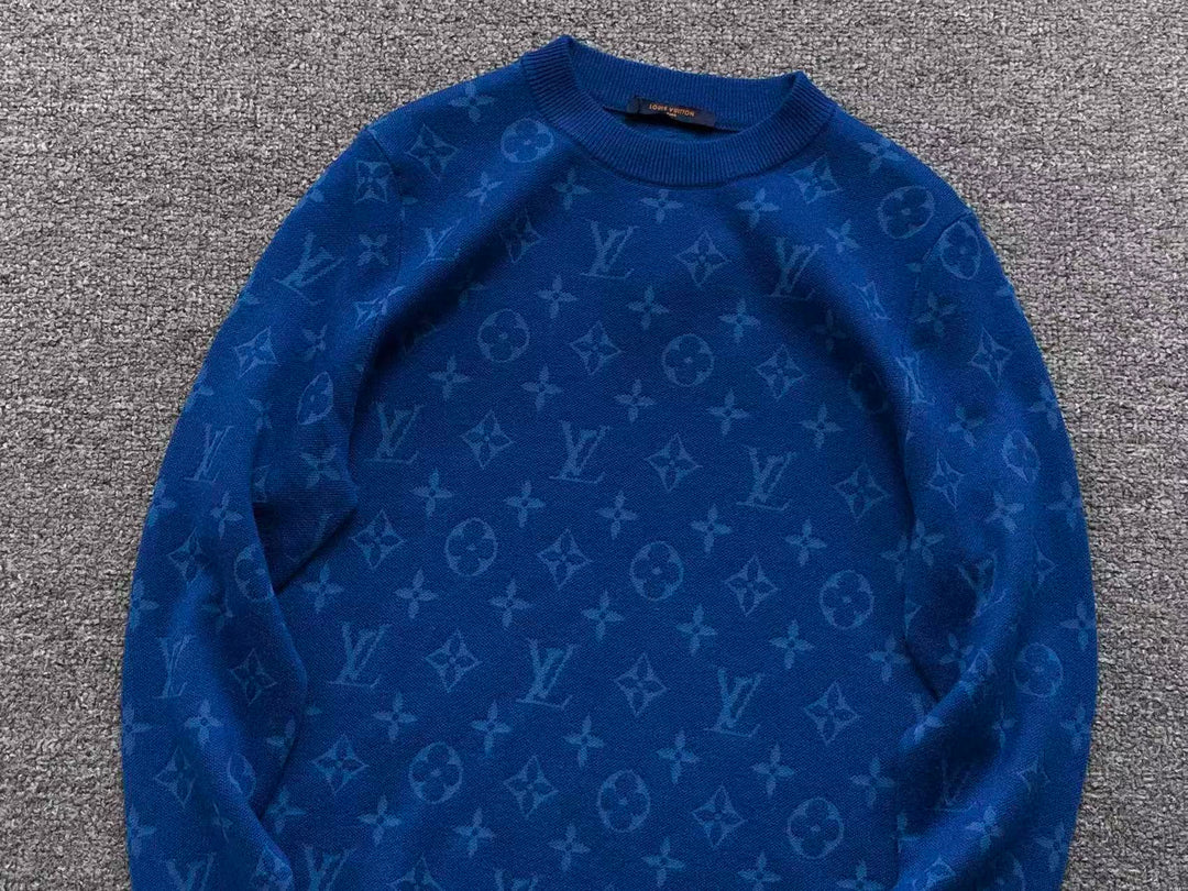 L - SWEATER