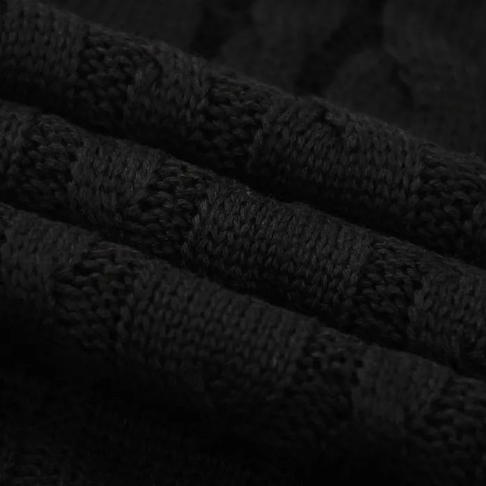 D - SWEATER