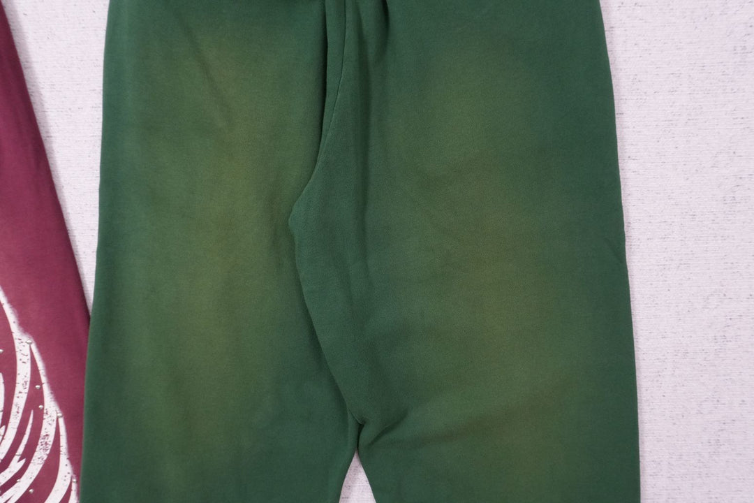 L - SWEATPANTS