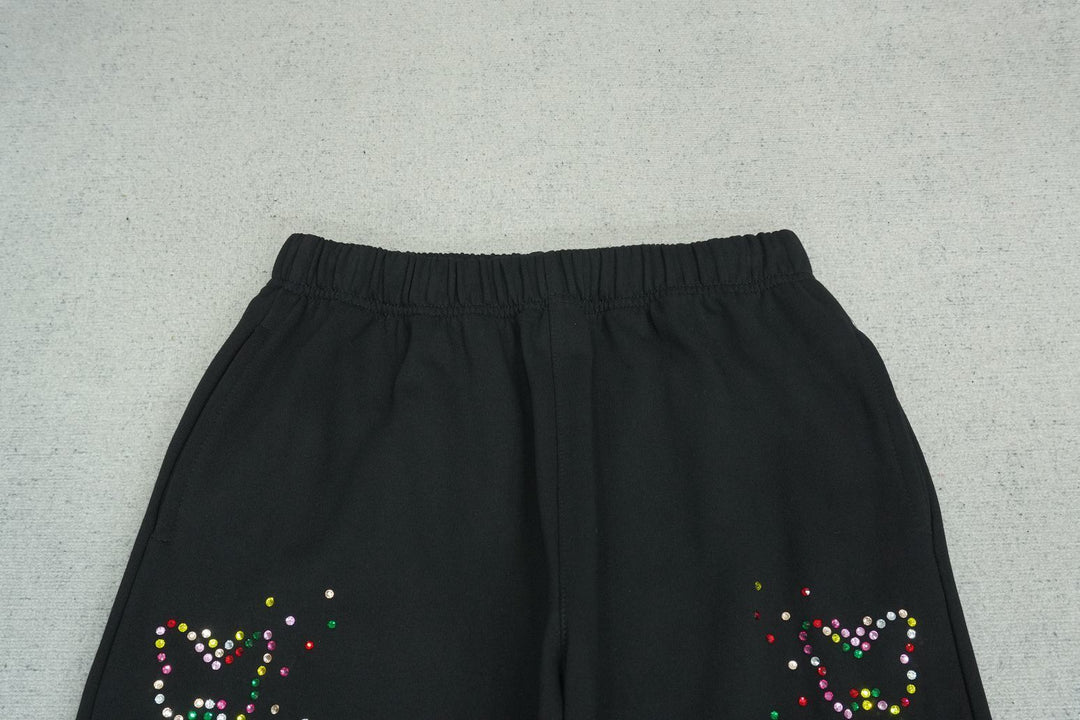 B - SWEATPANTS