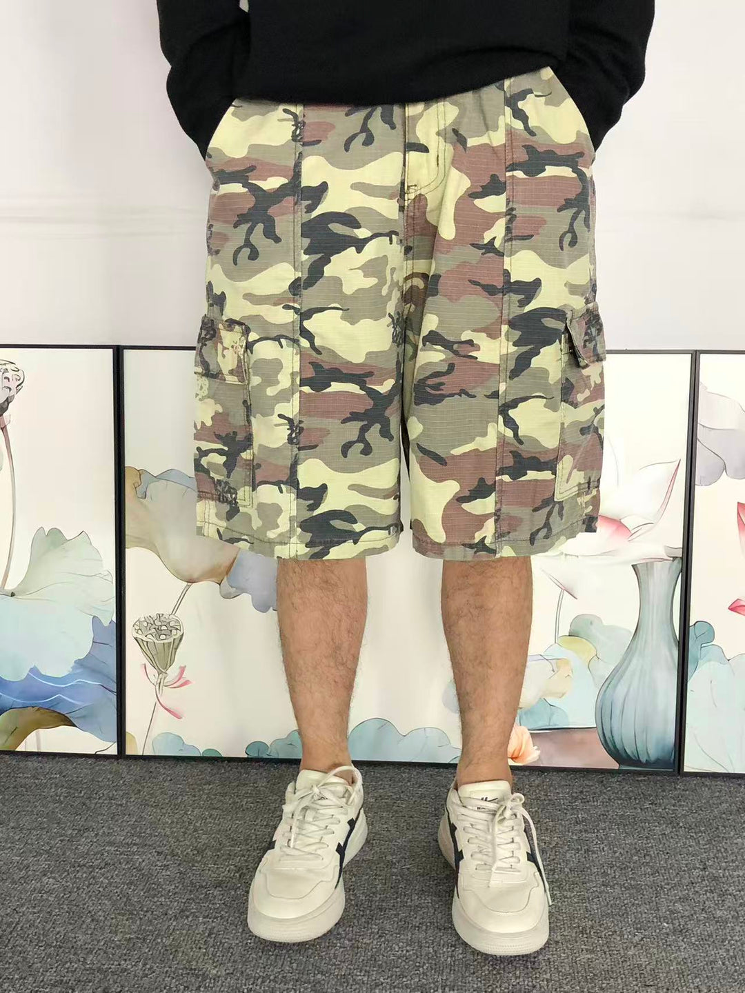 M - SHORTS