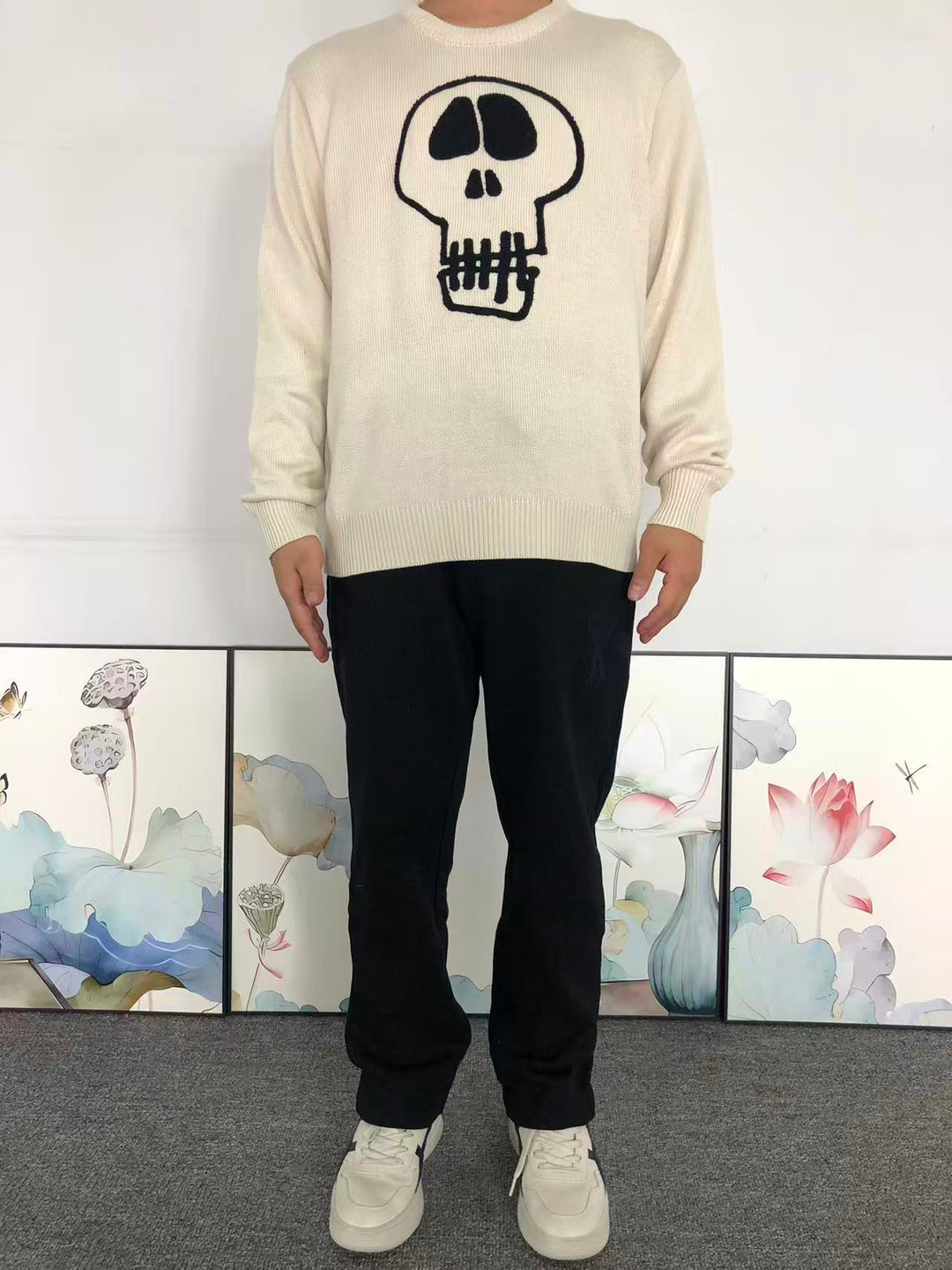 S - SWEATER