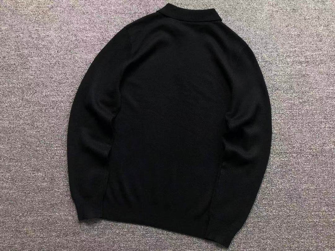 H - SWEATER