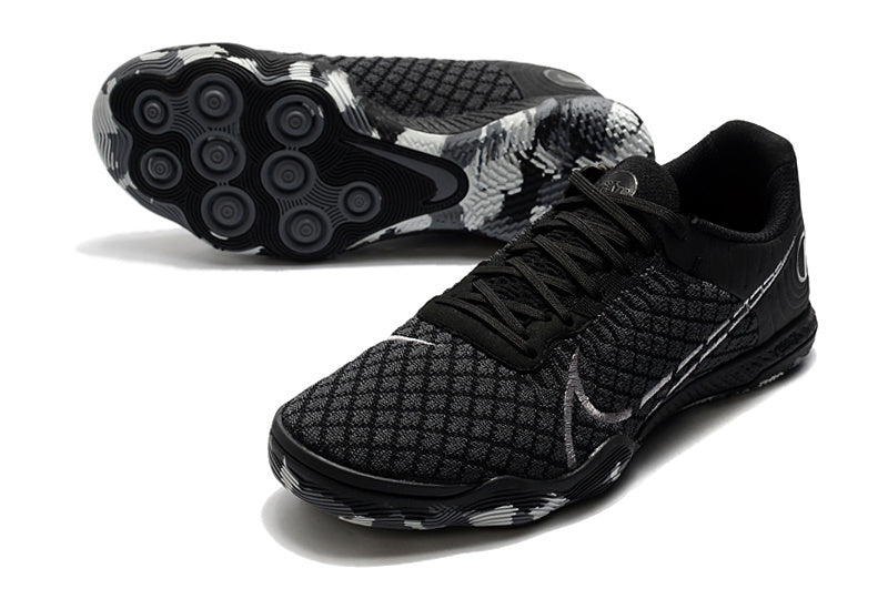 R - FUSSBALLSCHUHE