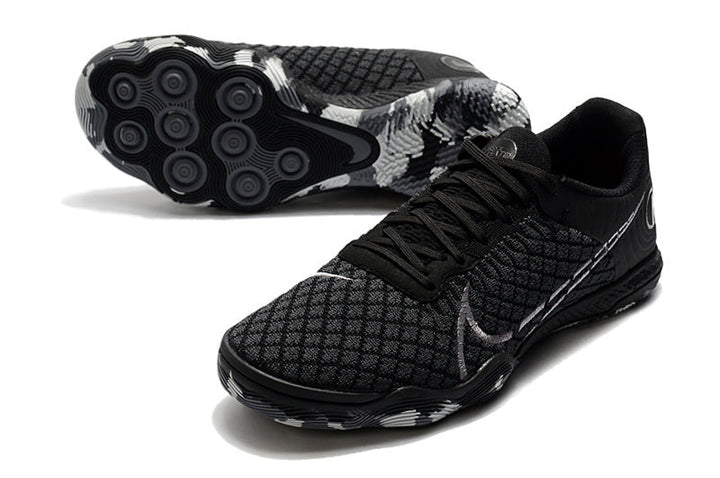 R - FUSSBALLSCHUHE
