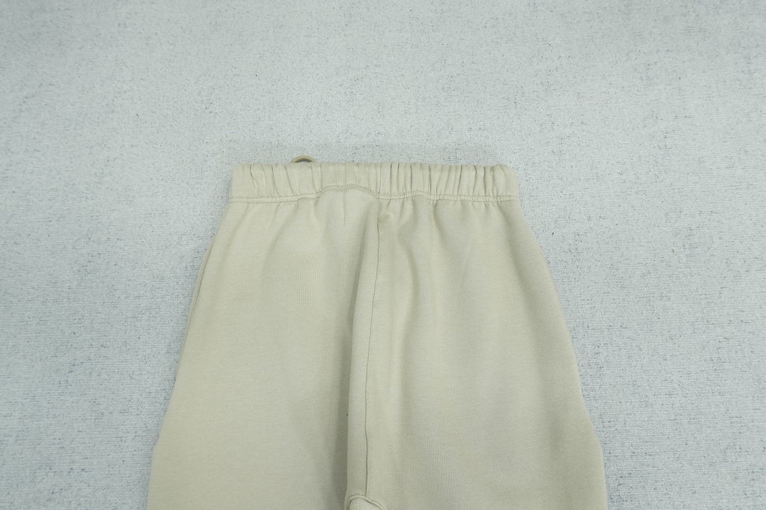 F - SWEATPANTS
