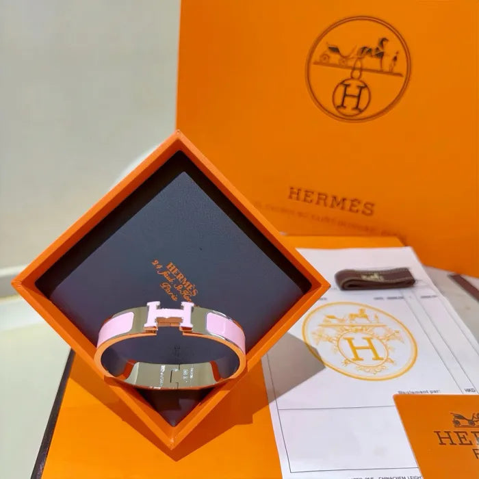 H - ARMBAND